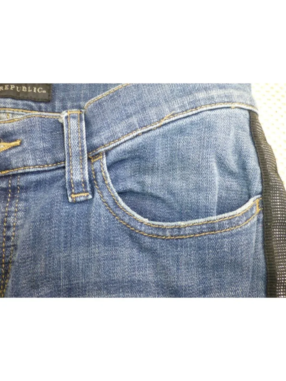 Rock & Republic Womens Blue Jeans W/ Rhinestone Side Stripes 34" Waist 30" Insea - Picture 9 of 15